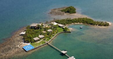 Ilha paradisíaca na Bahia ligada ao Banco Master já recebeu Daniela Mercury, Gianecchini e Brown