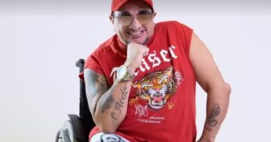Cantor Kinho do Rodo morre após passar mal; sepultamento ocorre neste domingo em Salvador