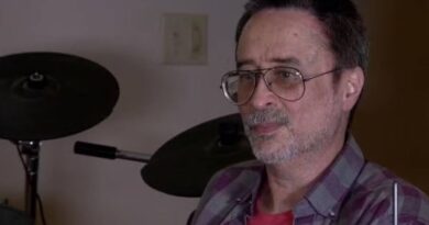 Filho de João Gilberto tem prisão preventiva revogada pela Justiça em processo contra ex-mulher; entenda