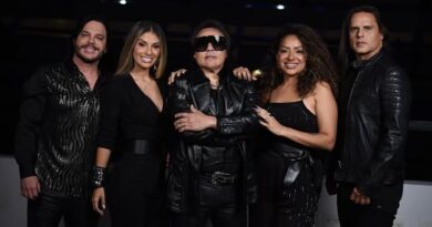 Vocalista da Calcinha Preta é internada e desfalca banda em apresentações