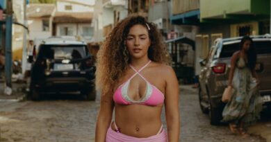 Sofia Pitta leva seu ‘Suíngue e Maresia’ ao Rio Vermelho neste sábado