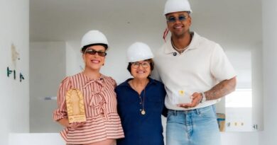 Léo Santana e Lore Improta visitam obras dos novos leitos de UTI da OSID