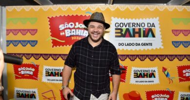 Clássicos, autorais e releituras: Fábio Carneirinho revela critérios para montar repertório