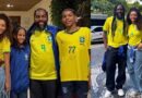 Lázaro Ramos e Taís Araújo curtem a vitória do Brasil com os filhos e chamam a atenção da web