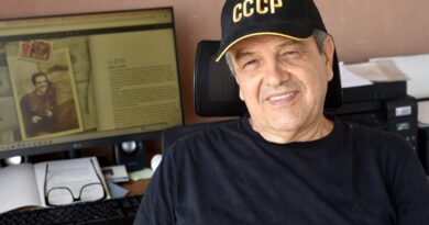 Egresso da UFBA lança livro sobre experiência de estudante baiano na União Soviética
