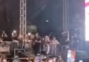 VÍDEO: Palco cede durante show de Amado Batista em Itapetinga