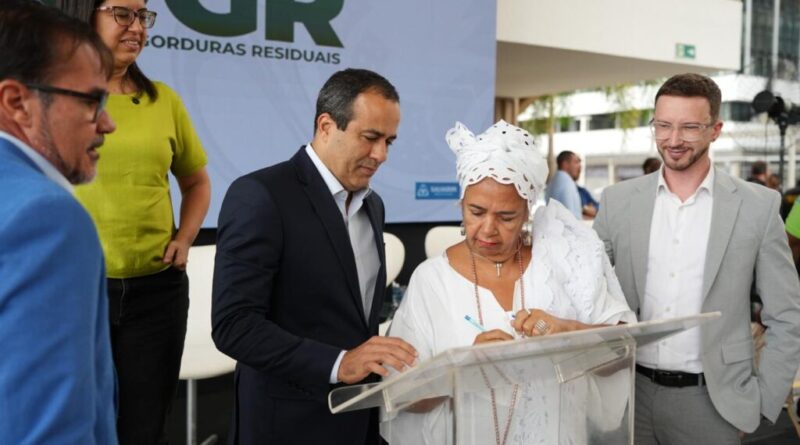 Prefeitura de Salvador e Petrobras lançam programa para transformar óleo usado em biodiesel com geração de renda para cooperativas