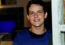 Astro do seriado Sandy e Junior, Edward Boggiss tem morte confirmada aos 49 anos