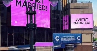 Cantora Taylor Swift oficializa união com Travis Kelce em cerimônia no Madison Square Garden