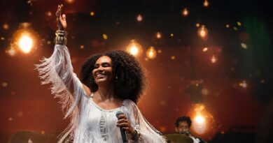 Mariene de Castro é anunciada como atração principal da 25ª Lavagem de Madeleine em Paris em homenagem ao samba