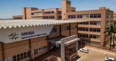 Anvisa determina apreensão de chá e 10 produtos vendidos como emagrecedores