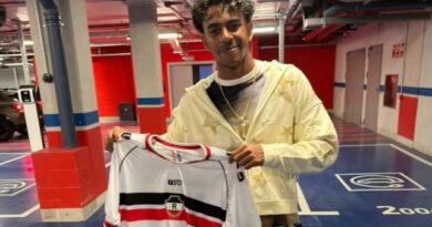 VÍDEO: Lamine Yamal aparece com camisa do River do Piauí após goleada do Barcelona no Espanhol