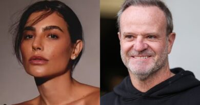 Influenciadora Cíntia Chagas e piloto Rubens Barrichello confirmam namoro durante viagem na Itália
